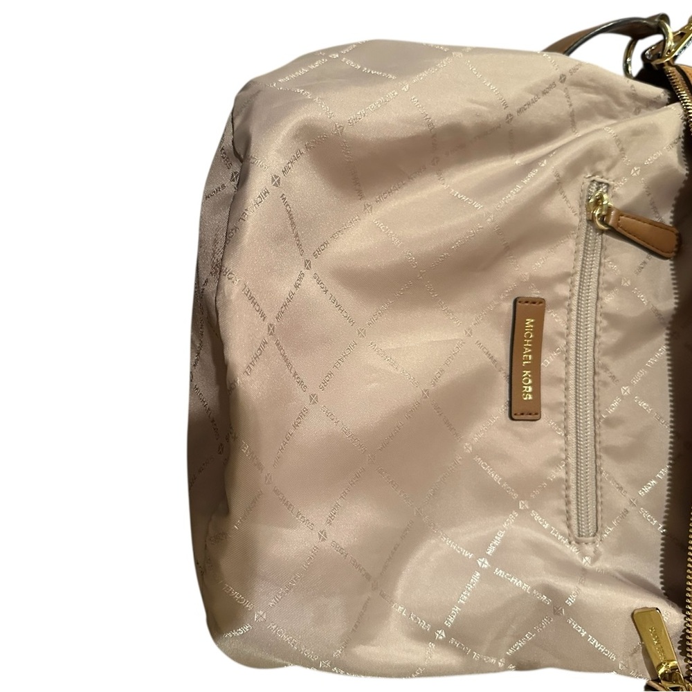 Michael Kors Euc Brooke Medium Suede Shoulder/Buc… - image 8